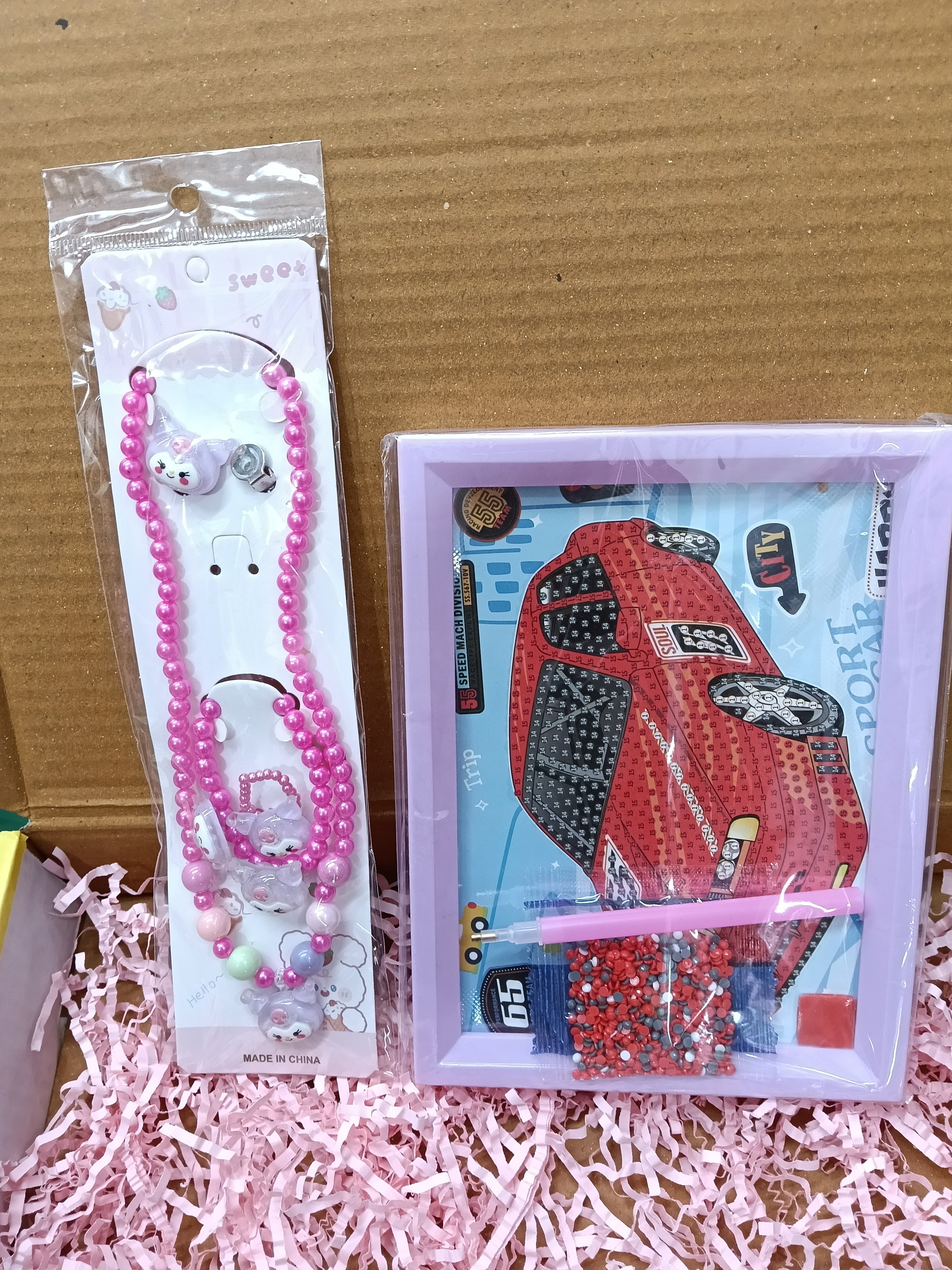 Art & Adorn Play Box